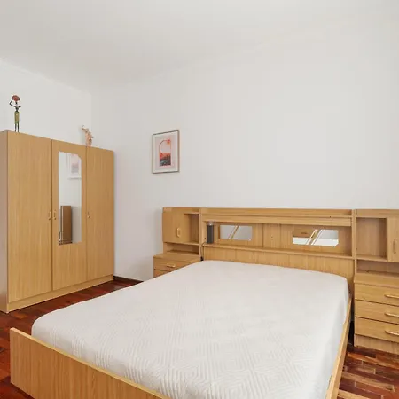 Holiday home Vivenda Ribeiro *
