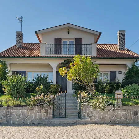Vivenda Ribeiro Curvos
